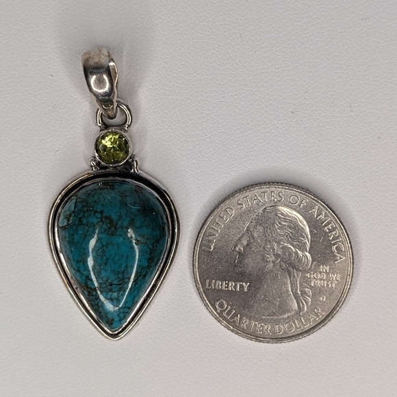 Turquoise Peridot Pendant S925 Sterling Silver - Picture 2 of 3